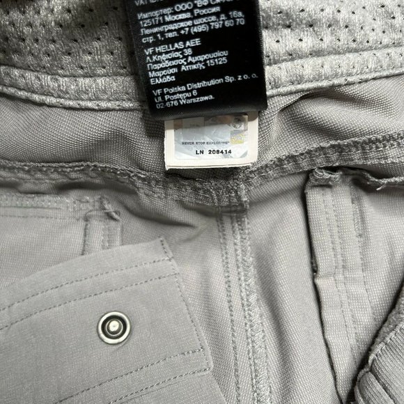 The North Face Hiking Pants Womens 10 Gray Recycled Material Outdoors Crop Capri - Picture 6 of 6